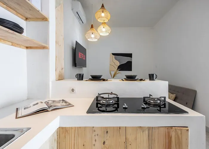 2br Rose With Swimming Pool Вилла Убуд